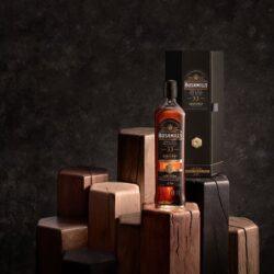 Bushmills выпустил коллекционный виски с выдержкой 33 года Bushmills выпустил коллекционный виски с выдержкой 33 года